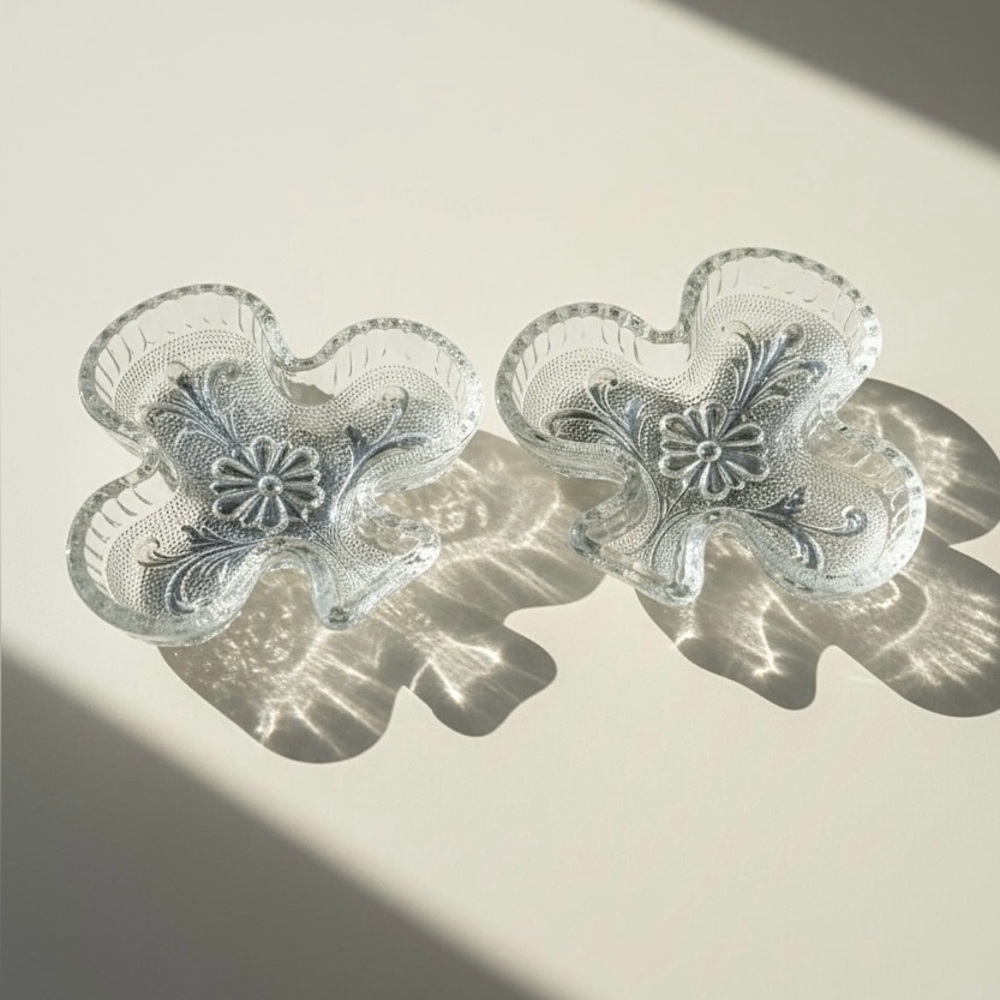 Vintage Glass Clover Trinket Dish Set Floral Vanity Catchall Decor Jewelry Dish